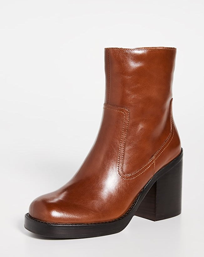 Jeffrey Campbell Maxen Tan
