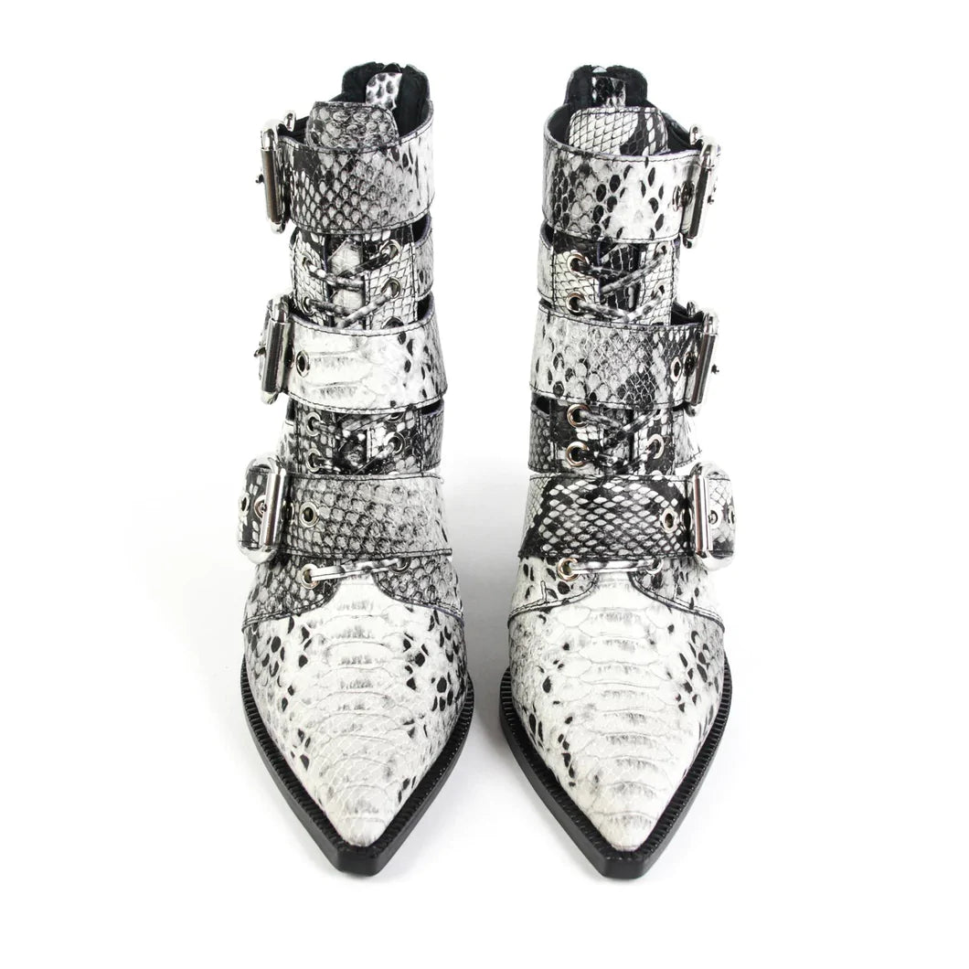 Jeffrey Campbell Caceres